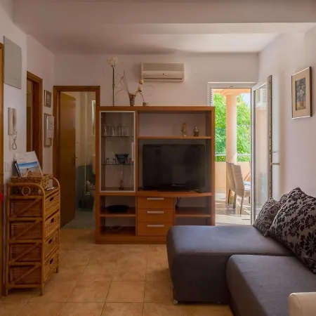 Apartment Zrinka *